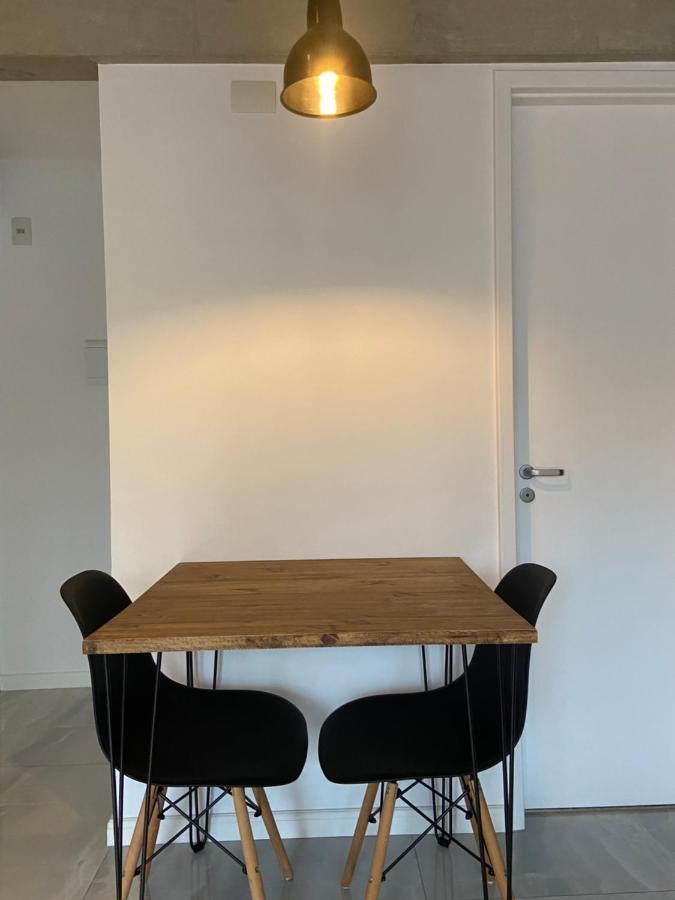 58 New W/ Balcony, Fast Wifi And Movie Screen! * Sao Paulo